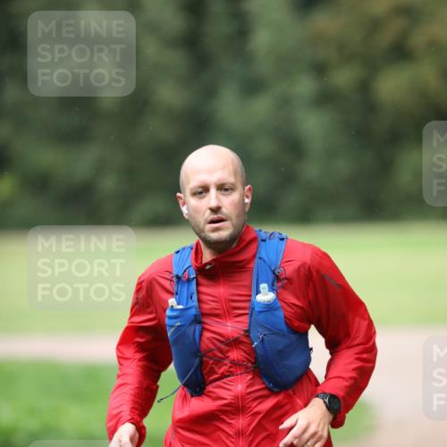 30.08.2026 - Elbe Triathlon Hamburg Antke Förster http://msf.ph/oto/10110051 30.08.2026 16:21:47 Laufen  meine-sportfotos.de