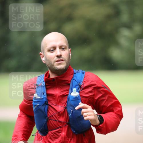 30.08.2026 - Elbe Triathlon Hamburg Antke Förster http://msf.ph/oto/10110052 30.08.2026 16:21:48 Laufen  meine-sportfotos.de