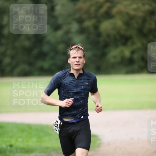 30.08.2026 - Elbe Triathlon Hamburg Antke Förster http://msf.ph/oto/10110060 30.08.2026 16:23:04 Laufen  meine-sportfotos.de