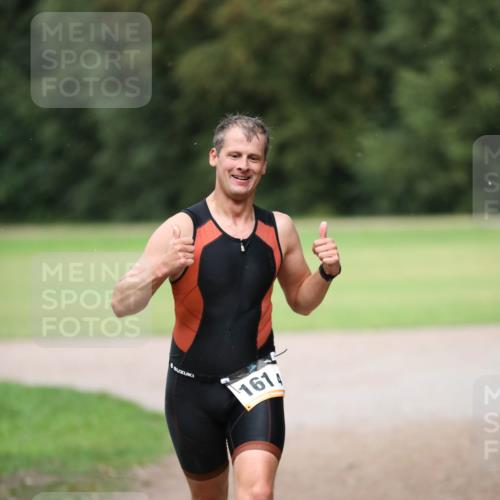 30.08.2026 - Elbe Triathlon Hamburg Antke Förster http://msf.ph/oto/10110073 30.08.2026 16:23:39 Laufen 1614 meine-sportfotos.de