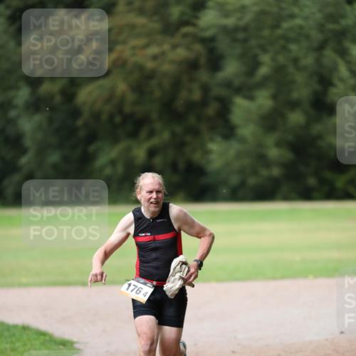 30.08.2026 - Elbe Triathlon Hamburg Antke Förster http://msf.ph/oto/10110078 30.08.2026 16:24:20 Laufen 1764 meine-sportfotos.de