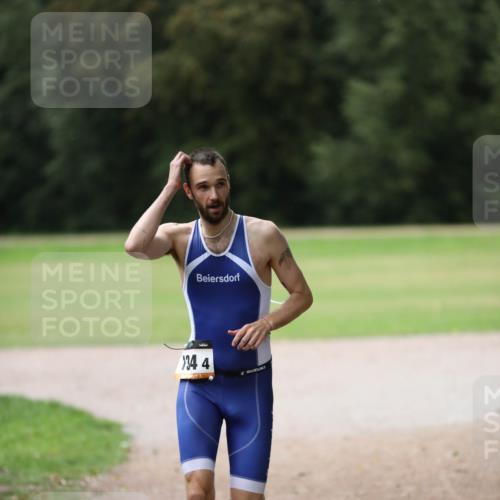 30.08.2026 - Elbe Triathlon Hamburg Antke Förster http://msf.ph/oto/10110086 30.08.2026 16:25:35 Laufen 34, 4 meine-sportfotos.de