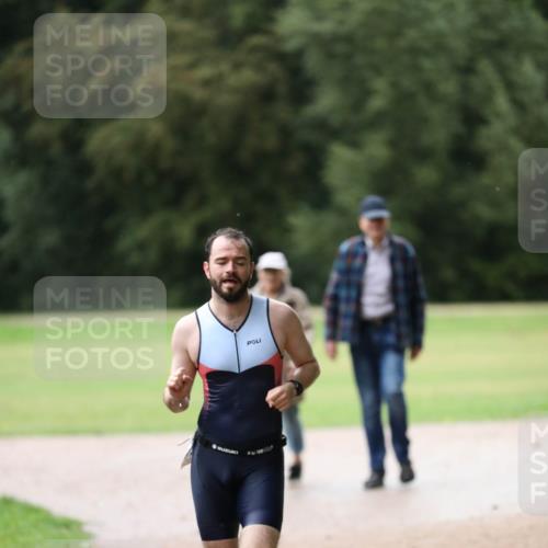 30.08.2026 - Elbe Triathlon Hamburg Antke Förster http://msf.ph/oto/10110090 30.08.2026 16:25:44 Laufen  meine-sportfotos.de