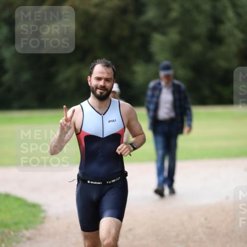 30.08.2026 - Elbe Triathlon Hamburg Antke Förster http://msf.ph/oto/10110091 30.08.2026 16:25:44 Laufen  meine-sportfotos.de