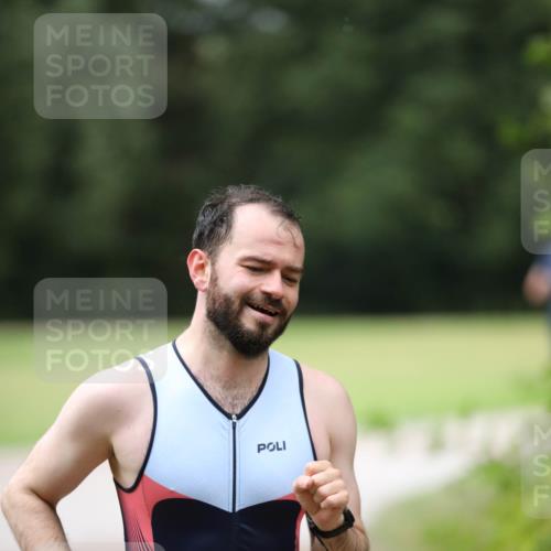 30.08.2026 - Elbe Triathlon Hamburg Antke Förster http://msf.ph/oto/10110095 30.08.2026 16:25:46 Laufen  meine-sportfotos.de