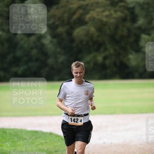 30.08.2026 - Elbe Triathlon Hamburg Antke Förster http://msf.ph/oto/10110096 30.08.2026 16:26:28 Laufen 142, 4 meine-sportfotos.de