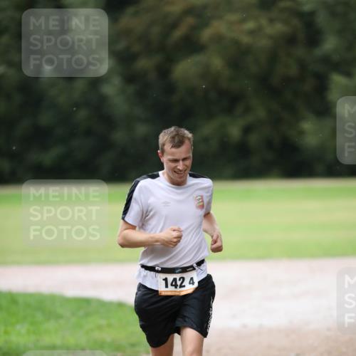 30.08.2026 - Elbe Triathlon Hamburg Antke Förster http://msf.ph/oto/10110097 30.08.2026 16:26:28 Laufen 142, 4 meine-sportfotos.de