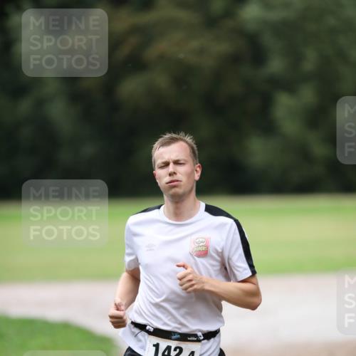 30.08.2026 - Elbe Triathlon Hamburg Antke Förster http://msf.ph/oto/10110099 30.08.2026 16:26:29 Laufen 1424, 2 meine-sportfotos.de