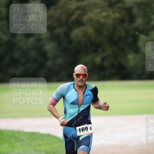 30.08.2026 - Elbe Triathlon Hamburg Antke Förster http://msf.ph/oto/10110103 30.08.2026 16:26:36 Laufen 1001, 169, 4 meine-sportfotos.de