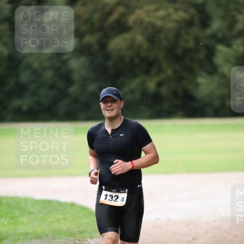 30.08.2026 - Elbe Triathlon Hamburg Antke Förster http://msf.ph/oto/10110114 30.08.2026 16:27:08 Laufen 1324, 10 meine-sportfotos.de