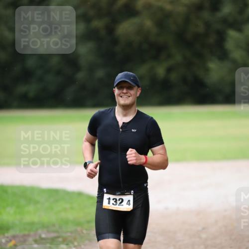 30.08.2026 - Elbe Triathlon Hamburg Antke Förster http://msf.ph/oto/10110115 30.08.2026 16:27:08 Laufen 1324, 10 meine-sportfotos.de