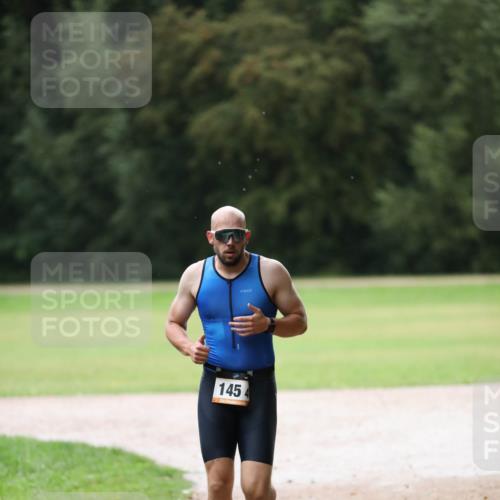 30.08.2026 - Elbe Triathlon Hamburg Antke Förster http://msf.ph/oto/10110120 30.08.2026 16:28:46 Laufen 1454 meine-sportfotos.de