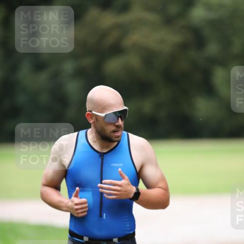 30.08.2026 - Elbe Triathlon Hamburg Antke Förster http://msf.ph/oto/10110123 30.08.2026 16:28:49 Laufen 1454 meine-sportfotos.de