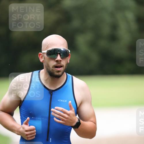 30.08.2026 - Elbe Triathlon Hamburg Antke Förster http://msf.ph/oto/10110124 30.08.2026 16:28:50 Laufen 145, 4 meine-sportfotos.de