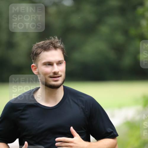 30.08.2026 - Elbe Triathlon Hamburg Antke Förster http://msf.ph/oto/10110130 30.08.2026 16:29:24 Laufen 1654 meine-sportfotos.de
