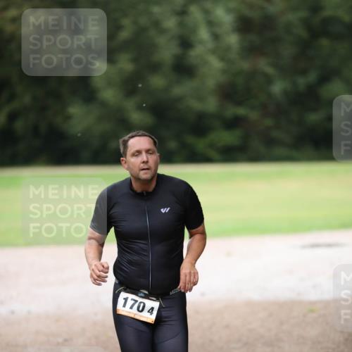30.08.2026 - Elbe Triathlon Hamburg Antke Förster http://msf.ph/oto/10110138 30.08.2026 16:30:20 Laufen 1704, 1 meine-sportfotos.de