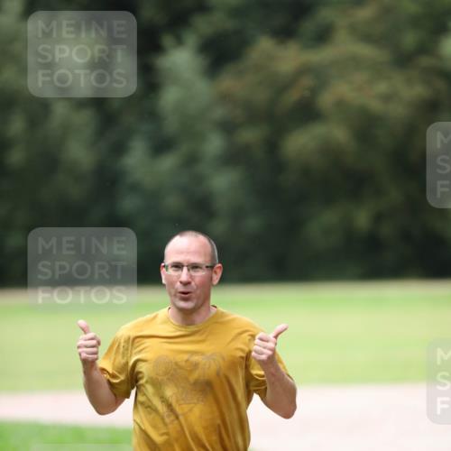 30.08.2026 - Elbe Triathlon Hamburg Antke Förster http://msf.ph/oto/10110147 30.08.2026 16:31:10 Laufen 784 meine-sportfotos.de