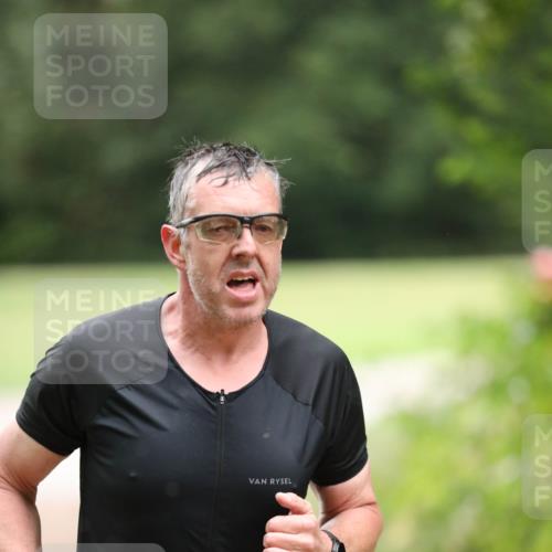30.08.2026 - Elbe Triathlon Hamburg Antke Förster http://msf.ph/oto/10110161 30.08.2026 16:36:11 Laufen  meine-sportfotos.de