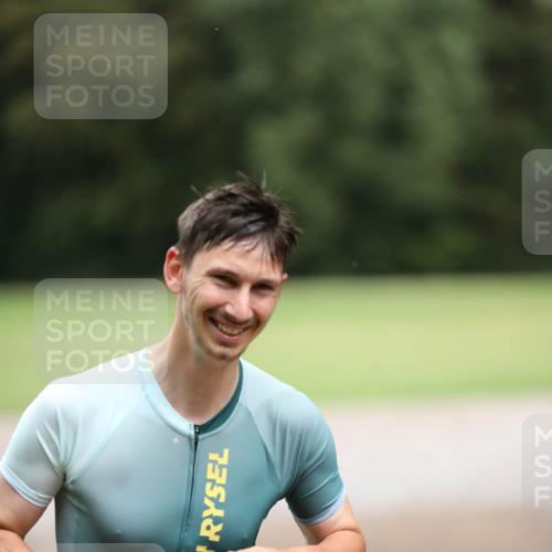 30.08.2026 - Elbe Triathlon Hamburg Antke Förster http://msf.ph/oto/10110167 30.08.2026 16:37:02 Laufen 4065, 130, 4 meine-sportfotos.de