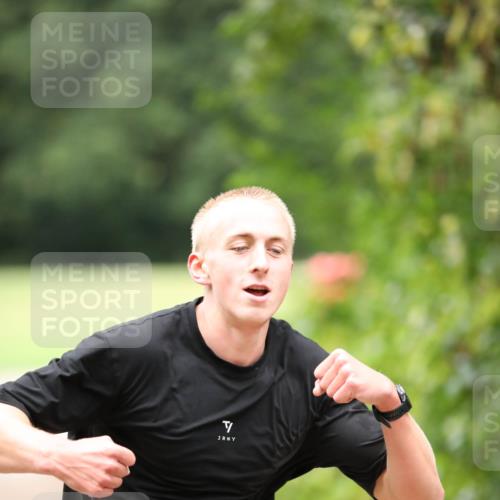30.08.2026 - Elbe Triathlon Hamburg Antke Förster http://msf.ph/oto/10110174 30.08.2026 16:39:25 Laufen 730, 2, 5 meine-sportfotos.de
