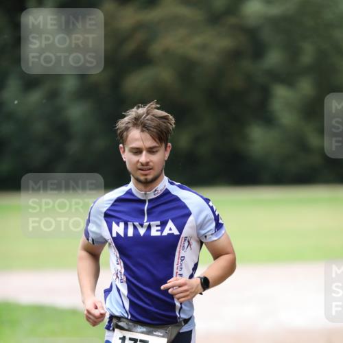 30.08.2026 - Elbe Triathlon Hamburg Antke Förster http://msf.ph/oto/10110190 30.08.2026 16:44:50 Laufen 177, 4, 100 meine-sportfotos.de