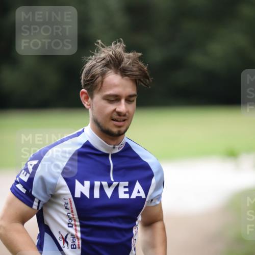 30.08.2026 - Elbe Triathlon Hamburg Antke Förster http://msf.ph/oto/10110192 30.08.2026 16:44:51 Laufen 177, 4, 100 meine-sportfotos.de