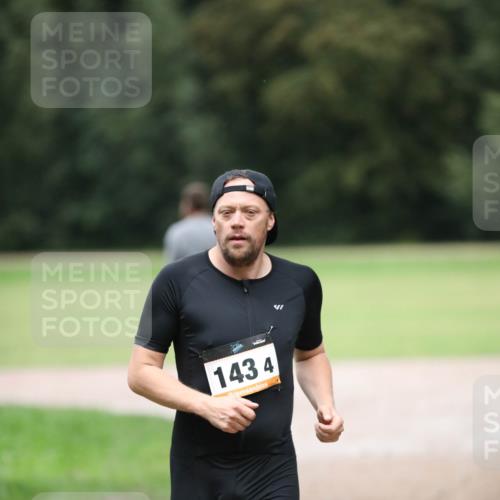 30.08.2026 - Elbe Triathlon Hamburg Antke Förster http://msf.ph/oto/10110196 30.08.2026 16:51:12 Laufen 1434 meine-sportfotos.de