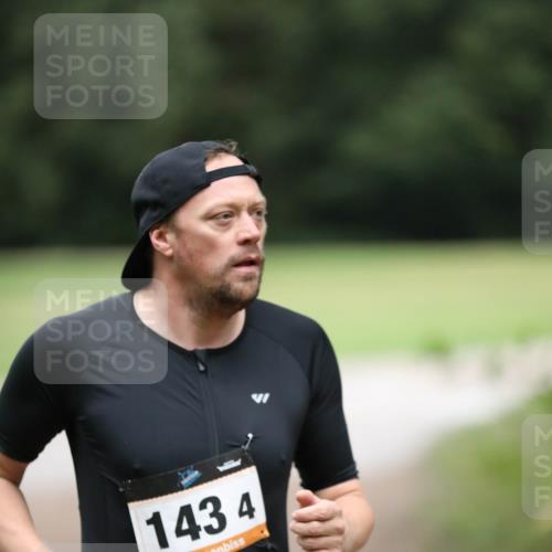 30.08.2026 - Elbe Triathlon Hamburg Antke Förster http://msf.ph/oto/10110198 30.08.2026 16:51:13 Laufen 1434 meine-sportfotos.de