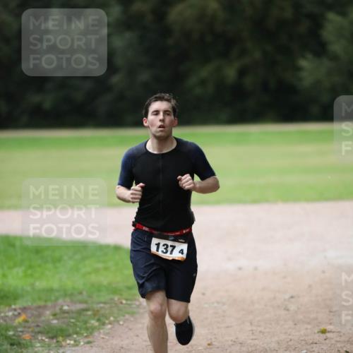30.08.2026 - Elbe Triathlon Hamburg Antke Förster http://msf.ph/oto/10110200 30.08.2026 16:53:50 Laufen 137, 4 meine-sportfotos.de