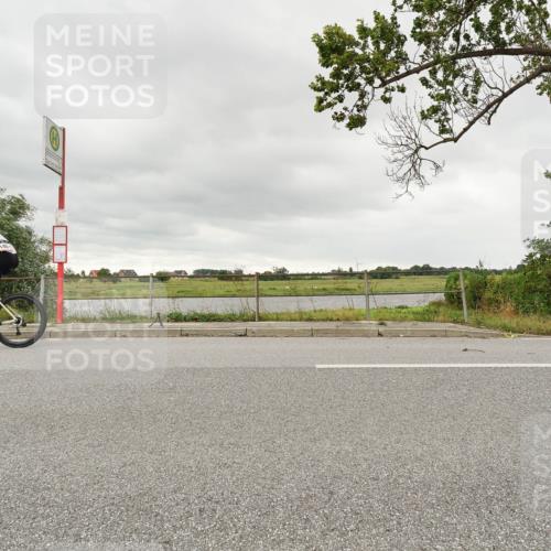 30.08.2026 - Elbe Triathlon Hamburg Michael Burmester http://msf.ph/oto/10110346 30.08.2026 14:16:53 Radfahren  meine-sportfotos.de