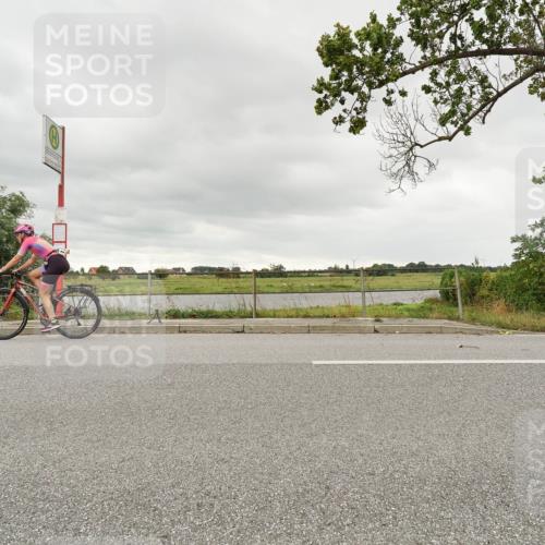 30.08.2026 - Elbe Triathlon Hamburg Michael Burmester http://msf.ph/oto/10110347 30.08.2026 14:16:55 Radfahren  meine-sportfotos.de