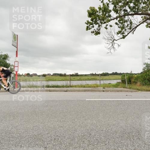 30.08.2026 - Elbe Triathlon Hamburg Michael Burmester http://msf.ph/oto/10110365 30.08.2026 14:18:08 Radfahren  meine-sportfotos.de