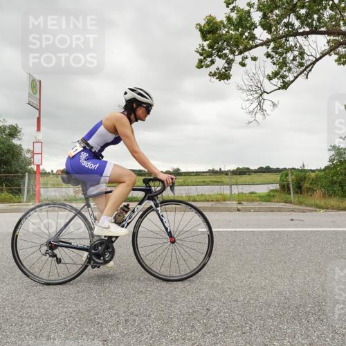 30.08.2026 - Elbe Triathlon Hamburg Michael Burmester http://msf.ph/oto/10110368 30.08.2026 14:18:17 Radfahren  meine-sportfotos.de
