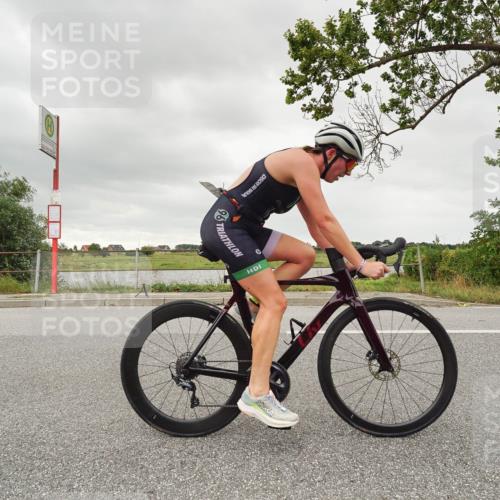 30.08.2026 - Elbe Triathlon Hamburg Michael Burmester http://msf.ph/oto/10110381 30.08.2026 14:19:02 Radfahren  meine-sportfotos.de