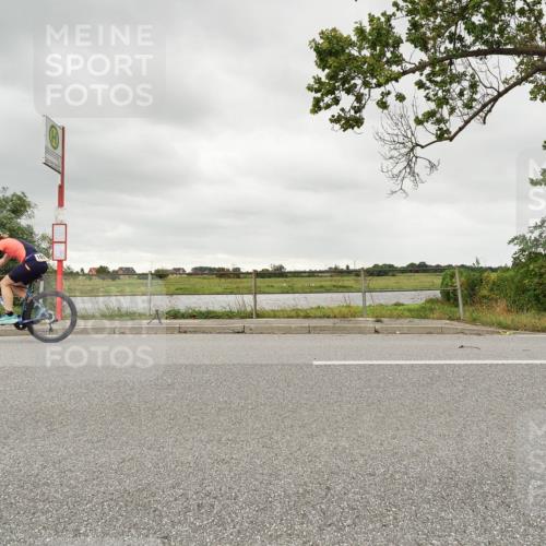 30.08.2026 - Elbe Triathlon Hamburg Michael Burmester http://msf.ph/oto/10110389 30.08.2026 14:19:35 Radfahren  meine-sportfotos.de