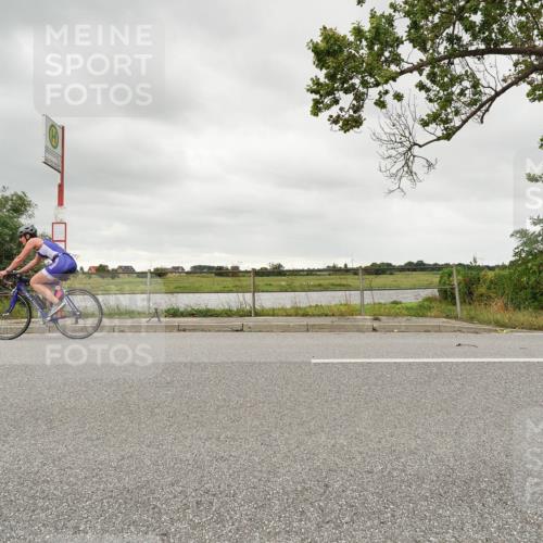 30.08.2026 - Elbe Triathlon Hamburg Michael Burmester http://msf.ph/oto/10110392 30.08.2026 14:19:41 Radfahren  meine-sportfotos.de