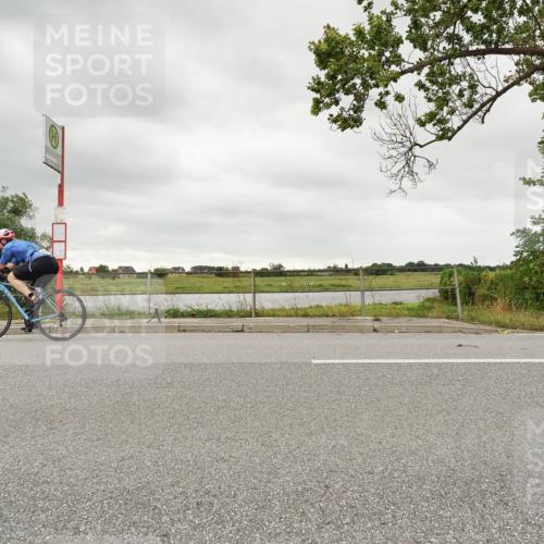 30.08.2026 - Elbe Triathlon Hamburg Michael Burmester http://msf.ph/oto/10110395 30.08.2026 14:19:45 Radfahren  meine-sportfotos.de