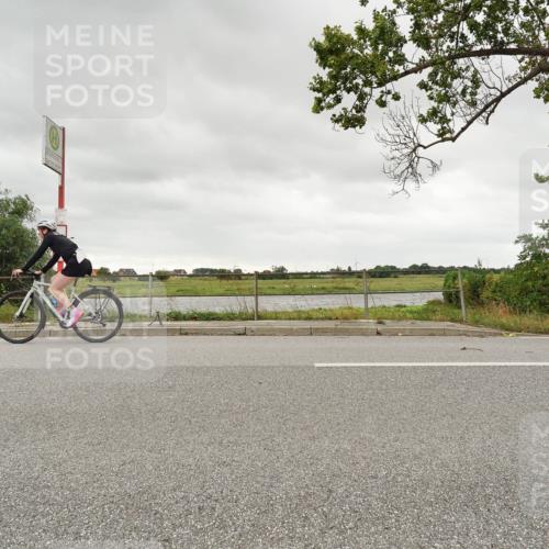 30.08.2026 - Elbe Triathlon Hamburg Michael Burmester http://msf.ph/oto/10110432 30.08.2026 14:22:22 Radfahren  meine-sportfotos.de