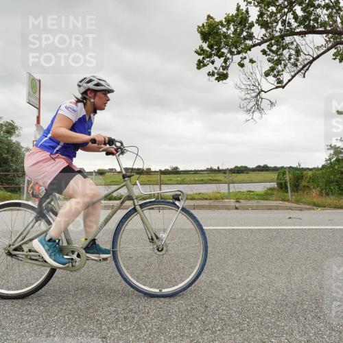 30.08.2026 - Elbe Triathlon Hamburg Michael Burmester http://msf.ph/oto/10110433 30.08.2026 14:22:26 Radfahren  meine-sportfotos.de