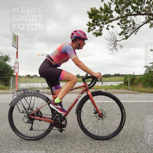 30.08.2026 - Elbe Triathlon Hamburg Michael Burmester http://msf.ph/oto/10110444 30.08.2026 14:23:52 Radfahren  meine-sportfotos.de