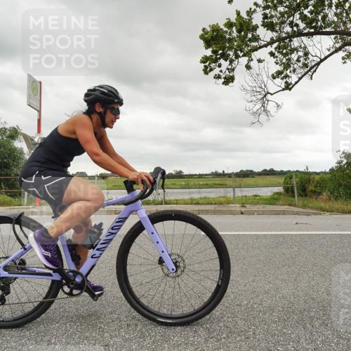 30.08.2026 - Elbe Triathlon Hamburg Michael Burmester http://msf.ph/oto/10110457 30.08.2026 14:25:50 Radfahren  meine-sportfotos.de