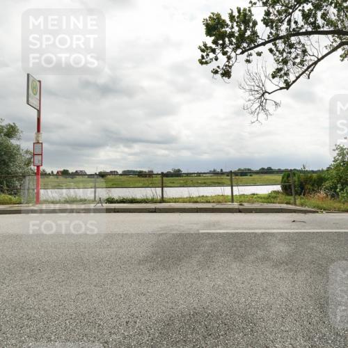 30.08.2026 - Elbe Triathlon Hamburg Michael Burmester http://msf.ph/oto/10110474 30.08.2026 14:31:30 Radfahren  meine-sportfotos.de