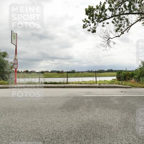 30.08.2026 - Elbe Triathlon Hamburg Michael Burmester http://msf.ph/oto/10110476 30.08.2026 14:31:33 Radfahren  meine-sportfotos.de