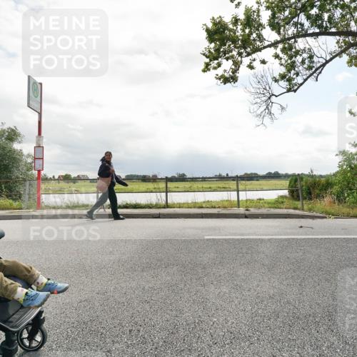 30.08.2026 - Elbe Triathlon Hamburg Michael Burmester http://msf.ph/oto/10110491 30.08.2026 14:36:34 Radfahren  meine-sportfotos.de