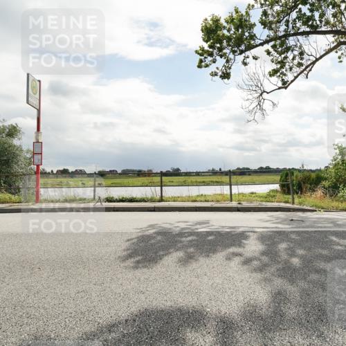 30.08.2026 - Elbe Triathlon Hamburg Michael Burmester http://msf.ph/oto/10110500 30.08.2026 14:38:27 Radfahren  meine-sportfotos.de