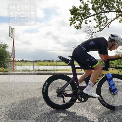 30.08.2026 - Elbe Triathlon Hamburg Michael Burmester http://msf.ph/oto/10110504 30.08.2026 14:40:06 Radfahren  meine-sportfotos.de