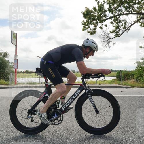 30.08.2026 - Elbe Triathlon Hamburg Michael Burmester http://msf.ph/oto/10110505 30.08.2026 14:40:18 Radfahren  meine-sportfotos.de