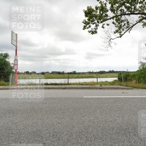 30.08.2026 - Elbe Triathlon Hamburg Michael Burmester http://msf.ph/oto/10110523 30.08.2026 14:44:18 Radfahren  meine-sportfotos.de