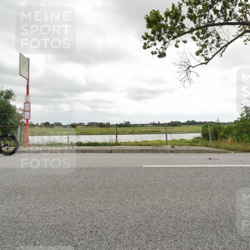 30.08.2026 - Elbe Triathlon Hamburg Michael Burmester http://msf.ph/oto/10110528 30.08.2026 14:44:56 Radfahren  meine-sportfotos.de