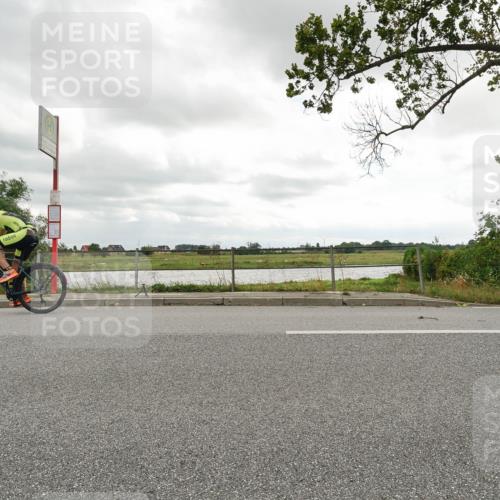 30.08.2026 - Elbe Triathlon Hamburg Michael Burmester http://msf.ph/oto/10110530 30.08.2026 14:44:58 Radfahren  meine-sportfotos.de
